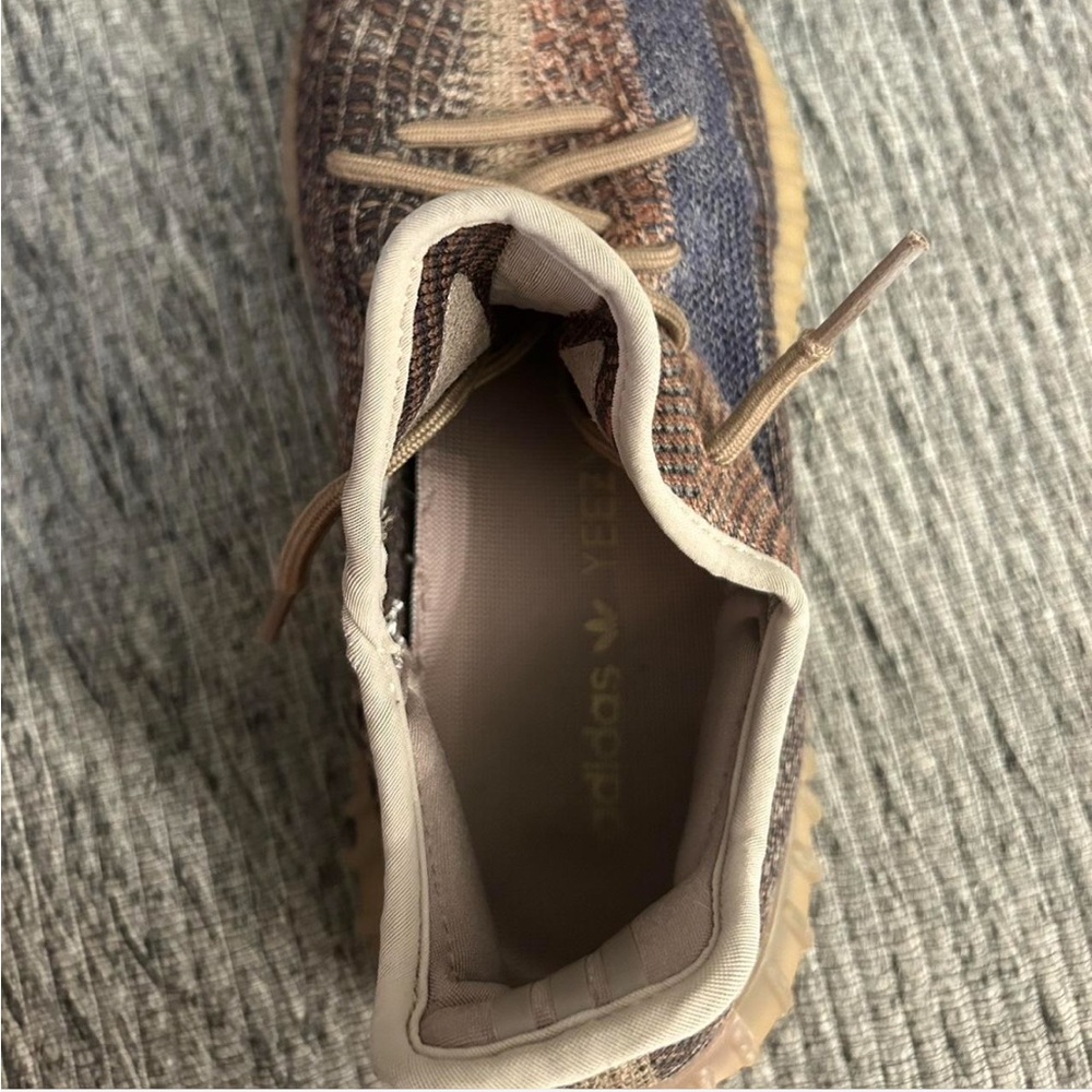 Yeezy Multi-Color Sneakers - Picture 4 of 4